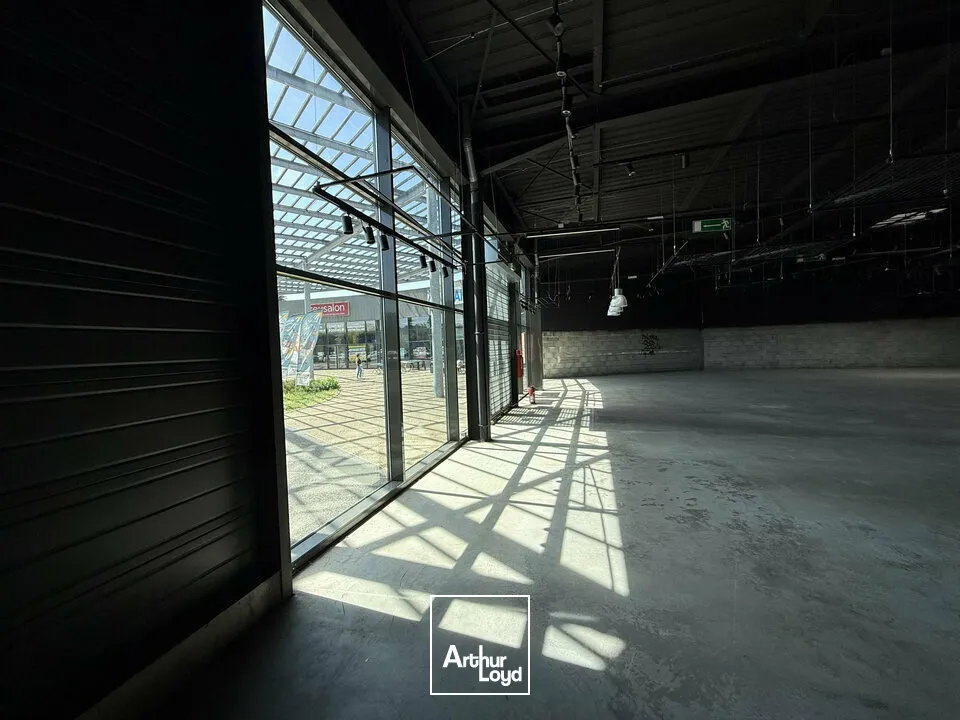 Locaux commerciaux - Location - MALEMORT - 19360 - 775-775 - 7747958