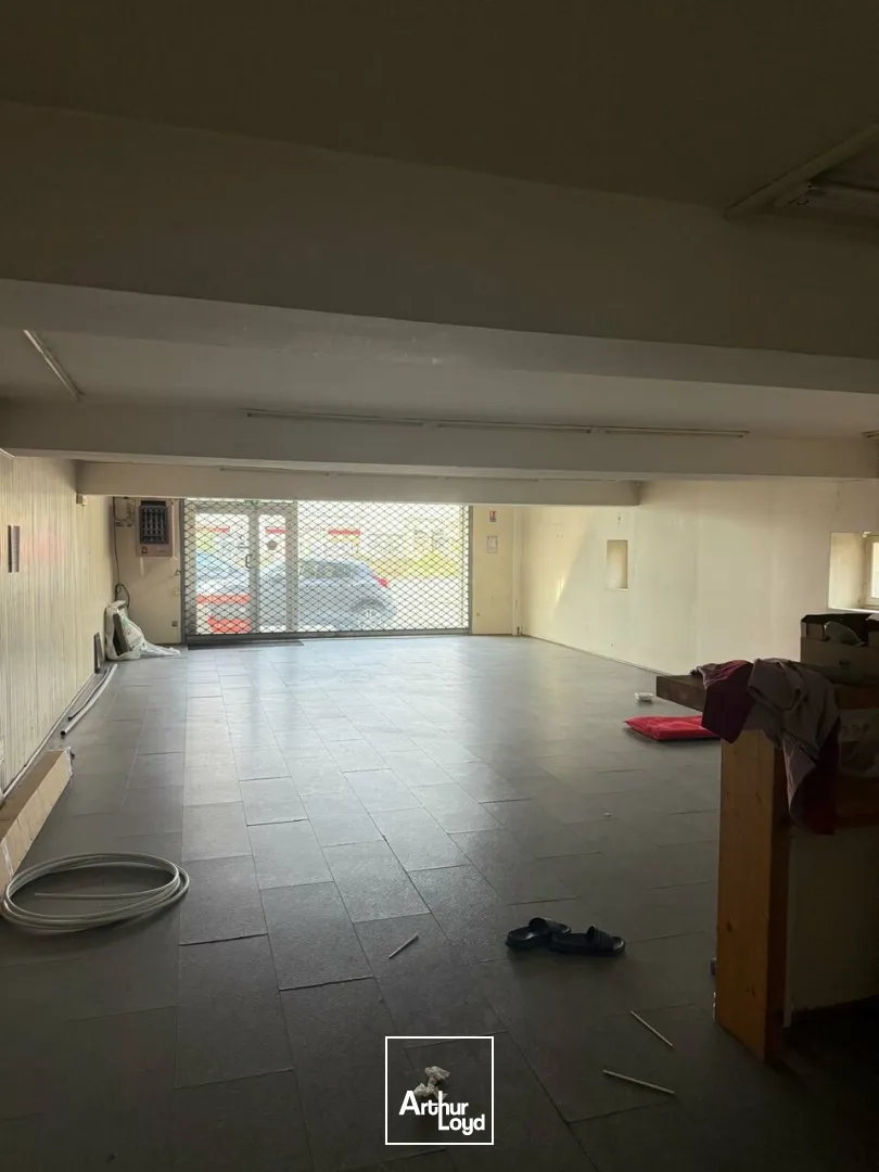 Locaux commerciaux - Location - SARLAT-LA-CANÉDA - 24200 - 105.5-105.5 - 7747984