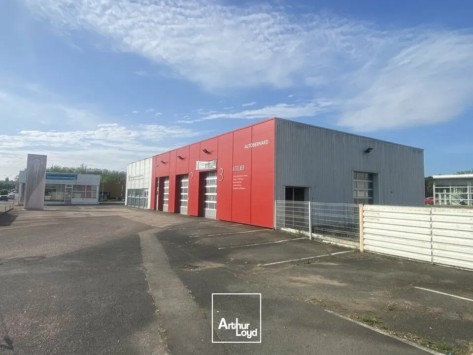 Locaux commerciaux - Location - MONTCEAU-LES-MINES - 71300 - 780-780 - 7747991