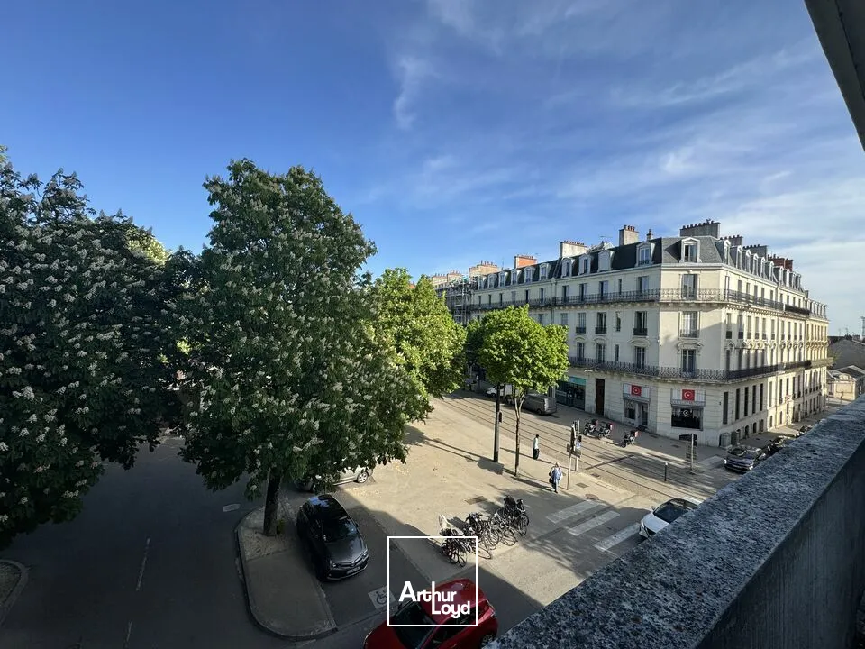 Bureaux - Vente - DIJON - 21000 - 113.99-113.99 - 7748001