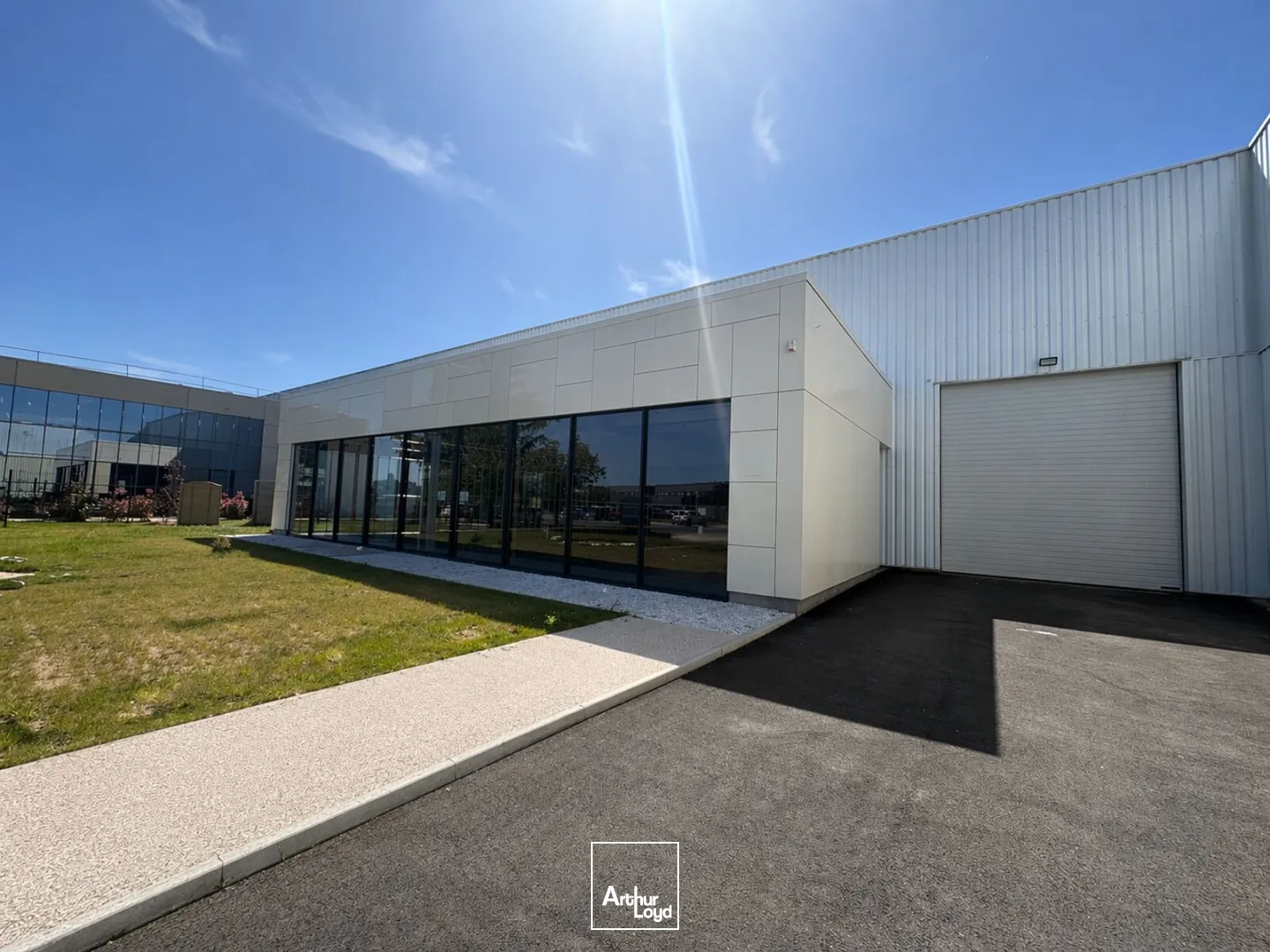 Locaux d'activité & Entrepôts - Location - OLIVET - 45160 - 653.3-653.3 - 7748350