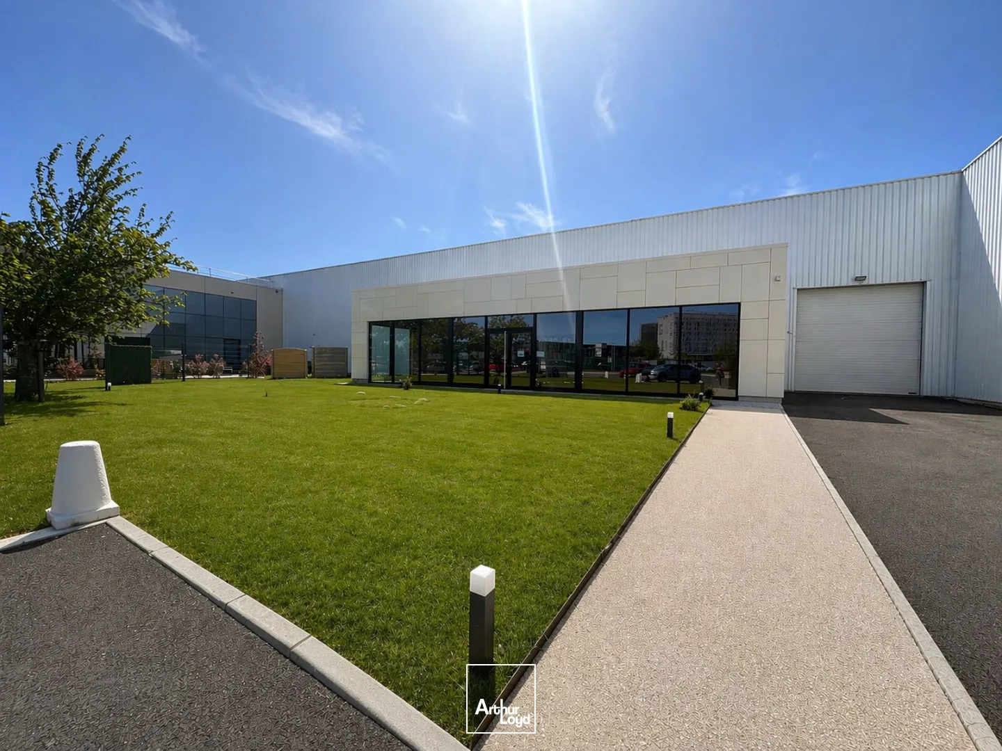 Locaux d'activité & Entrepôts - Location - OLIVET - 45160 - 653.3-653.3 - 7748346