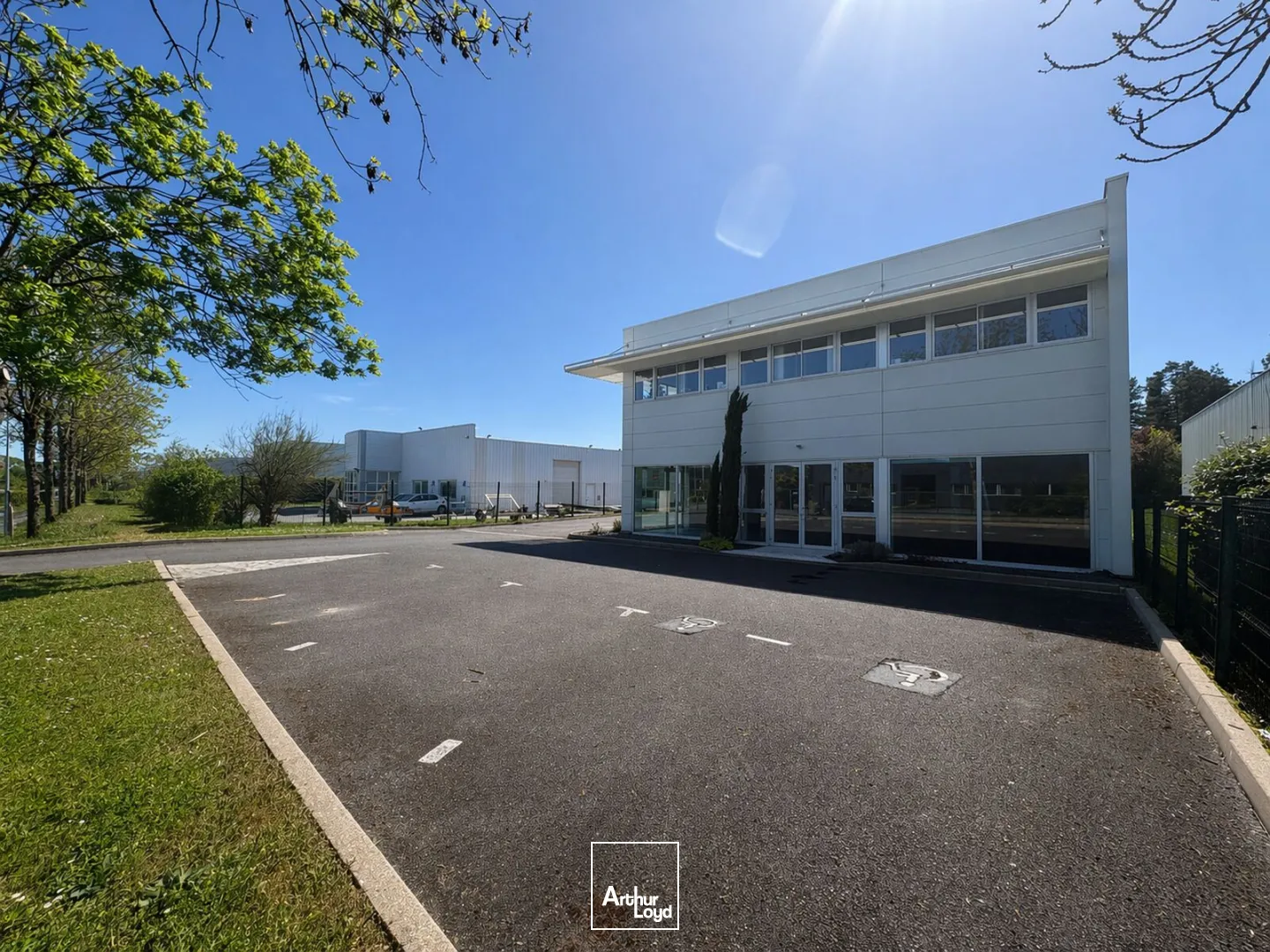 Locaux d'activité & Entrepôts - Location - ORLEANS - 45100 - 351-351 - 7748365