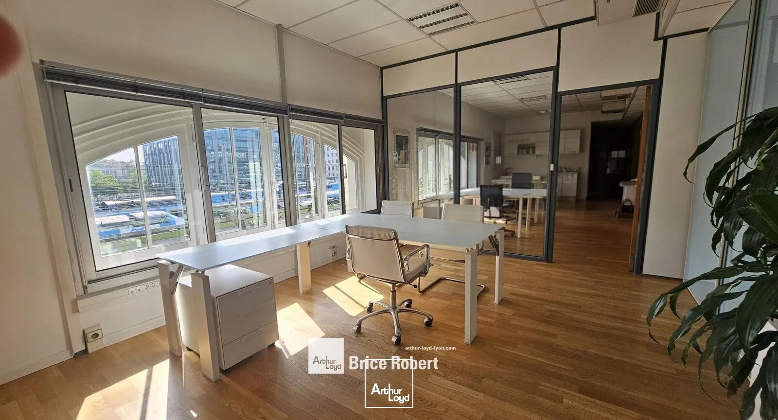 Bureaux - Location - LYON - 69006 - 125-822 - 7748820