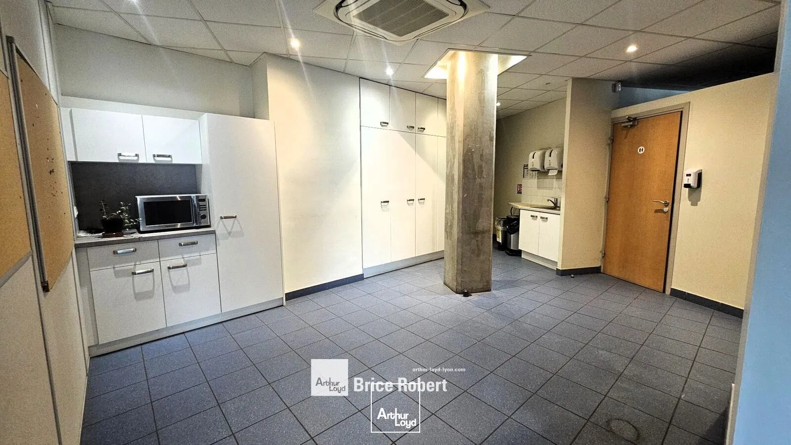 Bureaux - Location - LYON - 69006 - 200-492 - 7748857