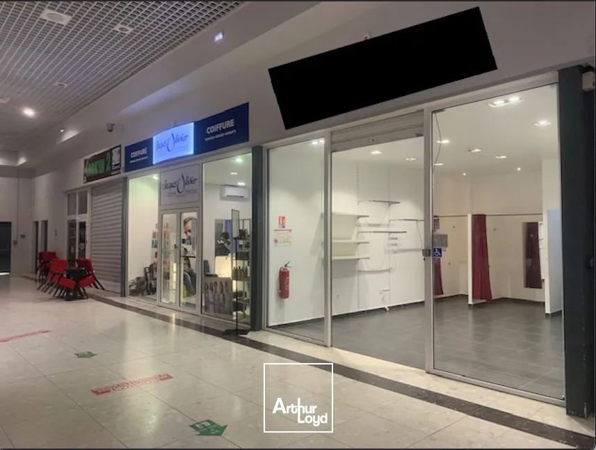 Locaux commerciaux - Location - Remire Montjoly - 97354 - 37-37 - 7748952