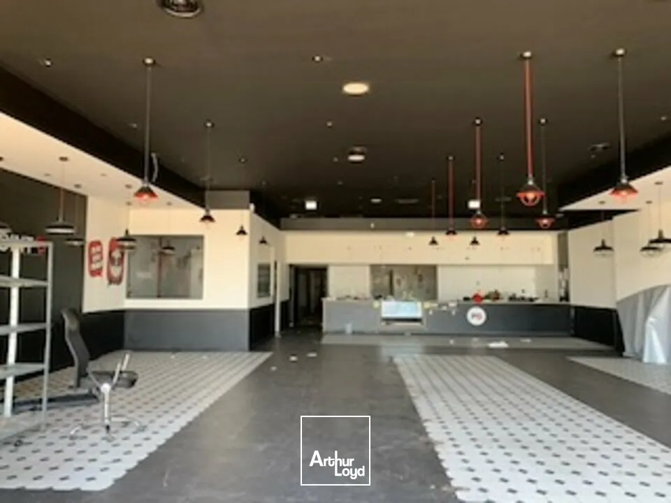 Locaux commerciaux - Location - AVIGNON - 84000 - 616-616 - 7748973
