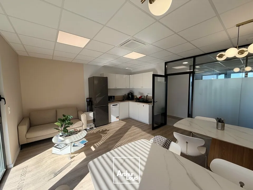 Bureaux - Location - POITIERS - 86000 - 27.22-27.22 - 7749152