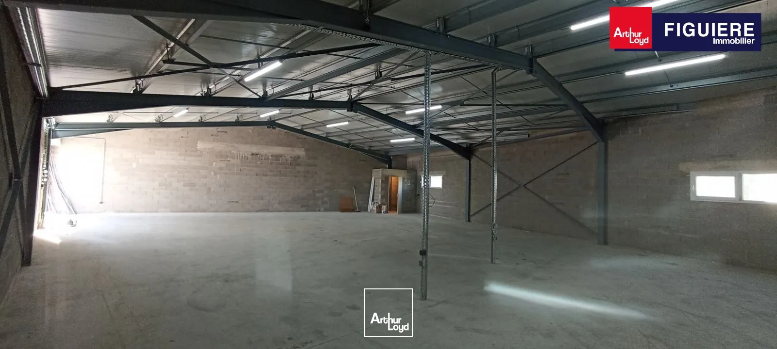 Locaux d'activité & Entrepôts - Location - SALON DE PROVENCE - 13300 - 270-270 - 7749239