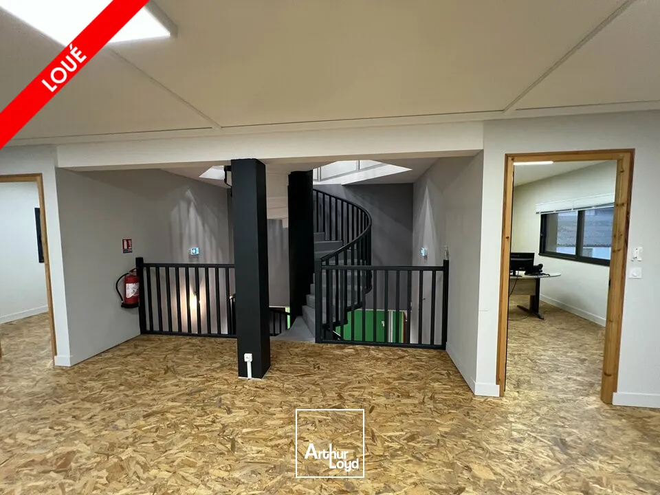 Locaux d'activité & Entrepôts - Location - CHATEAUBERNARD - 16100 - 727-727 - 7749250