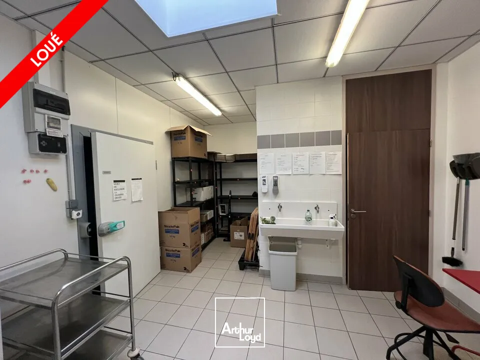 Locaux commerciaux - Location - CHAMPNIERS - 16430 - 154-154 - 7749256