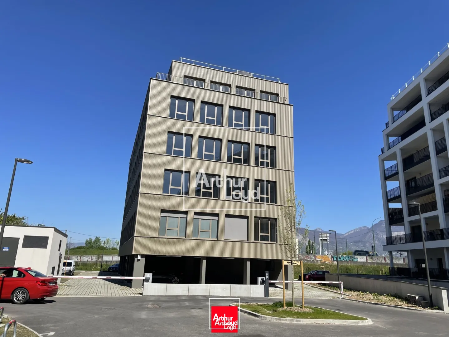 Bureaux - Vente - EYBENS - 38320 - 136.71-1022.52 - 7749346