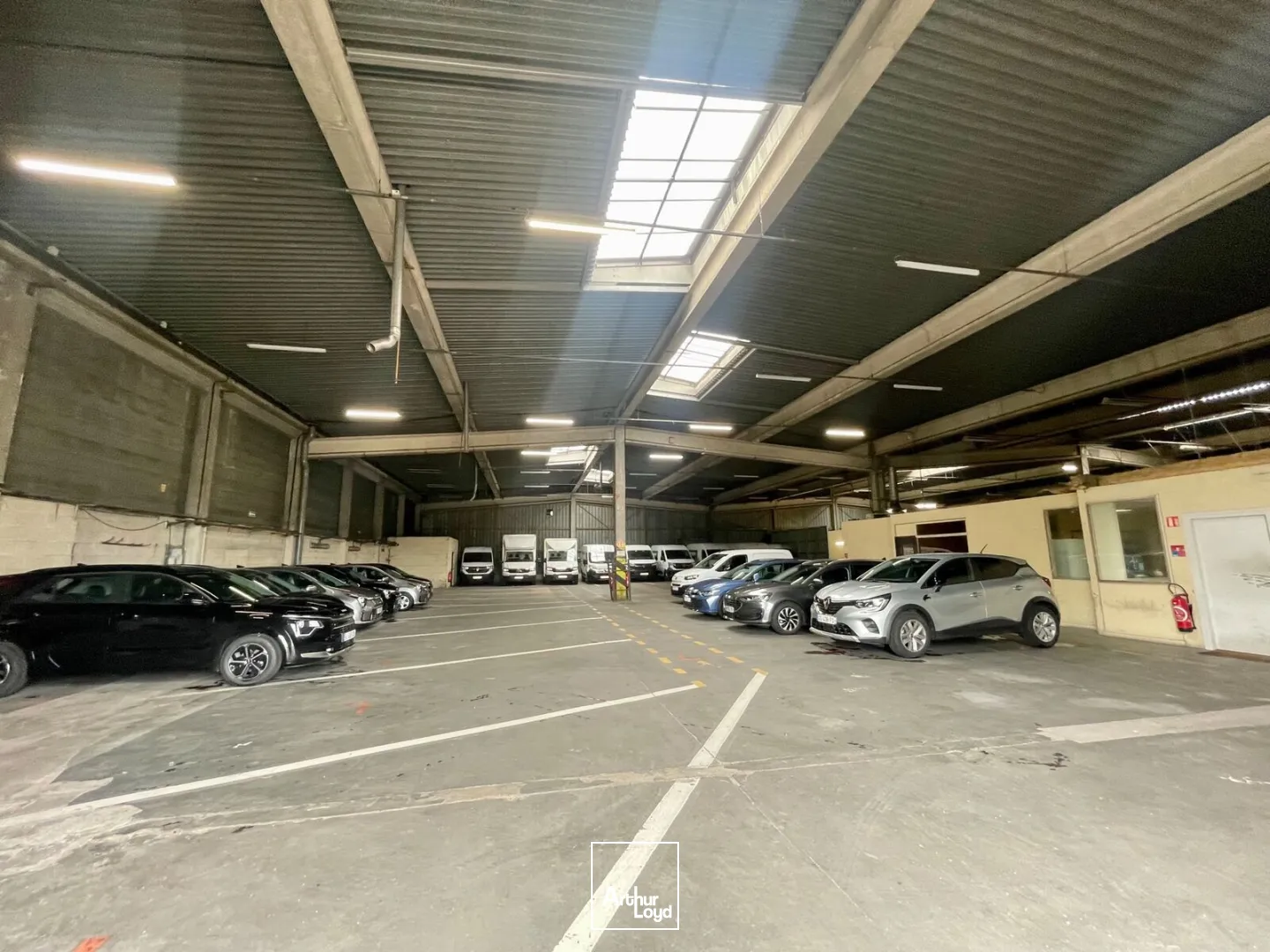 Locaux d'activité & Entrepôts - Location - SOTTEVILLE LES ROUEN - 76300 - 1738.8-1738.8 - 7749405
