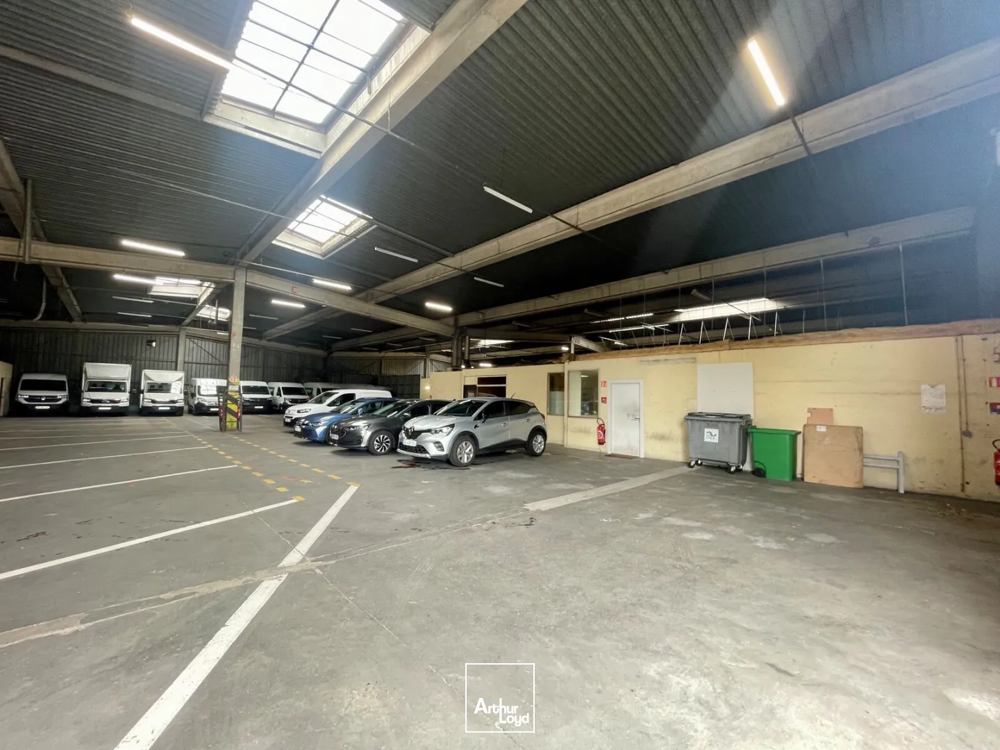 Locaux d'activité & Entrepôts - Location - SOTTEVILLE LES ROUEN - 76300 - 1738.8-1738.8 - 7749406