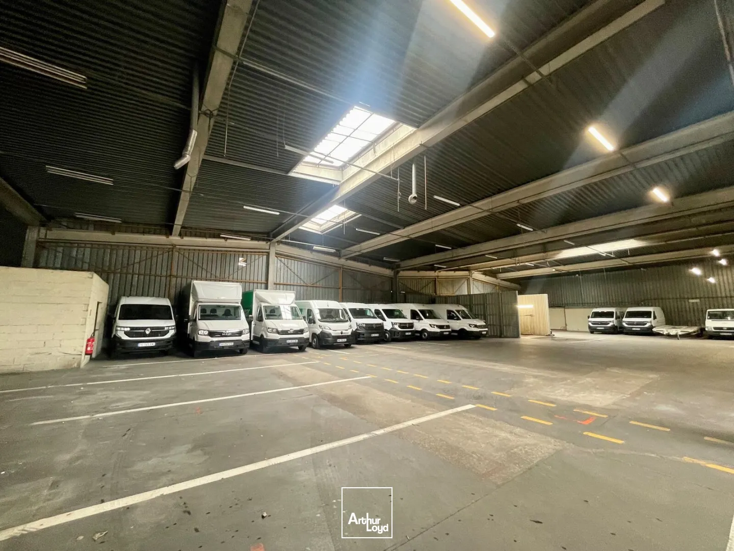Locaux d'activité & Entrepôts - Location - SOTTEVILLE LES ROUEN - 76300 - 1738.8-1738.8 - 7749407