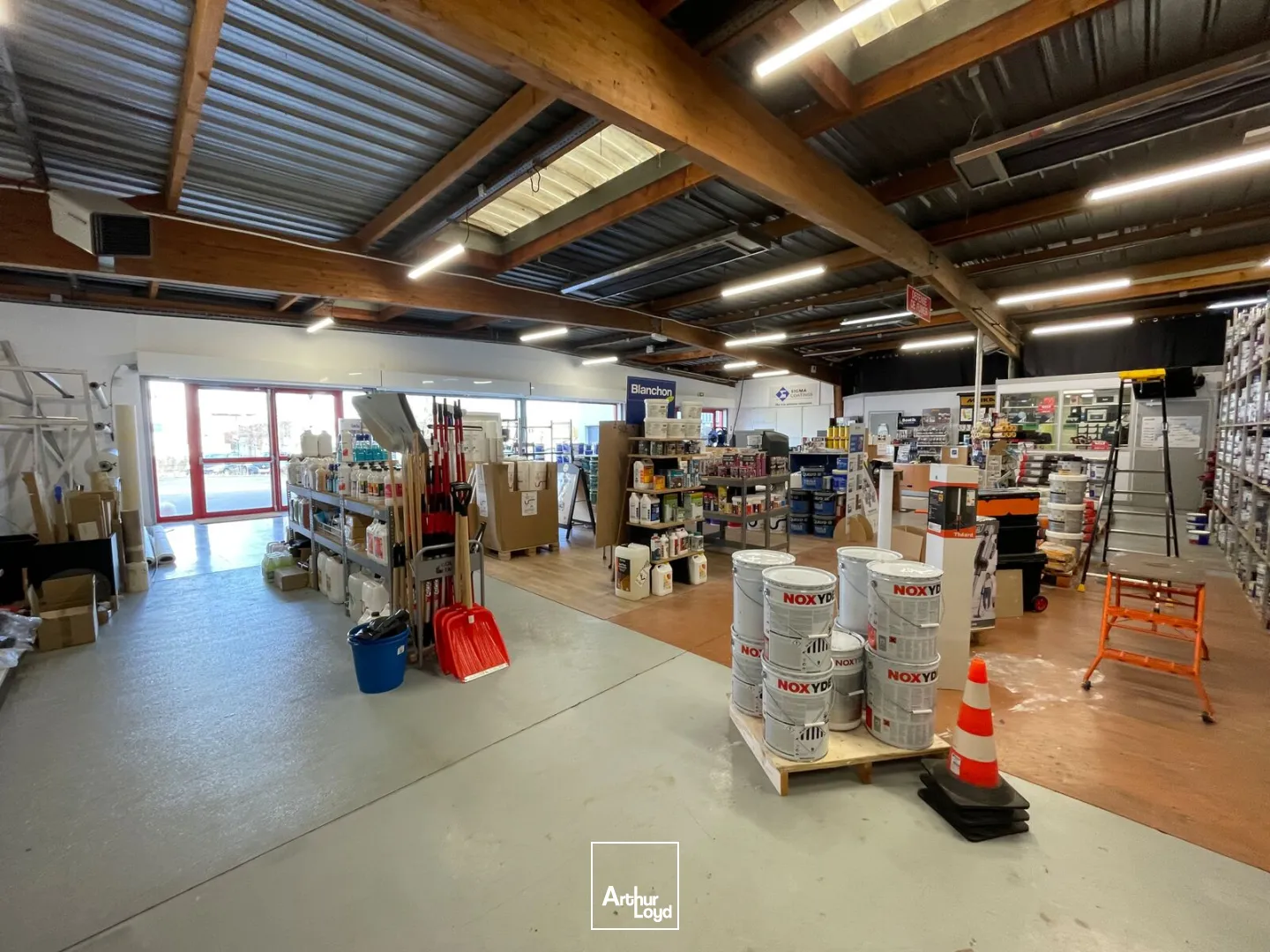 Locaux d'activité & Entrepôts - Location - EVREUX - 27000 - 400-400 - 7749555