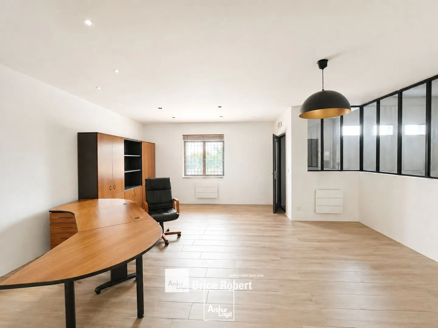 Locaux d'activité & Entrepôts - Location - BEAUVALLON - 69700 - 323-323 - 7749933