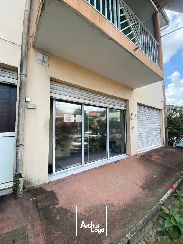 Locaux commerciaux - Location - Ducos - 97224 - 40-40 - 7750016
