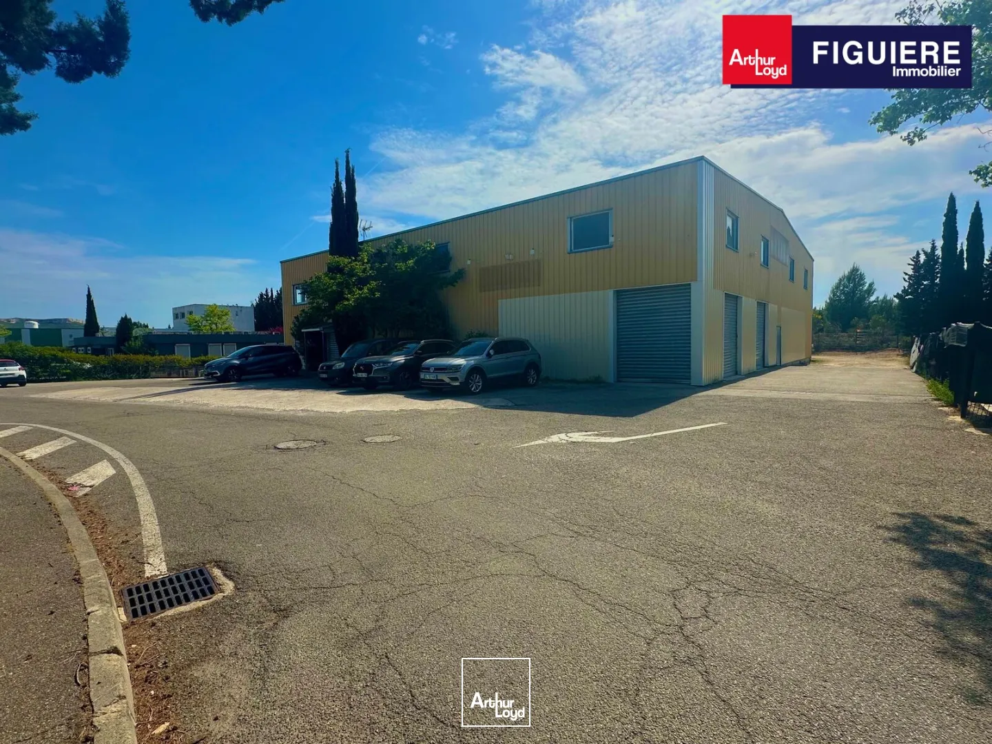 Locaux d'activité & Entrepôts - Location - VELAUX - 13880 - 740-740 - 7750094