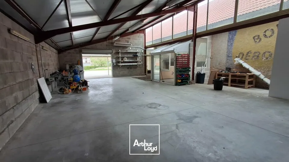 Locaux d'activité & Entrepôts - Location - BOYER - 71700 - 280-280 - 7751476