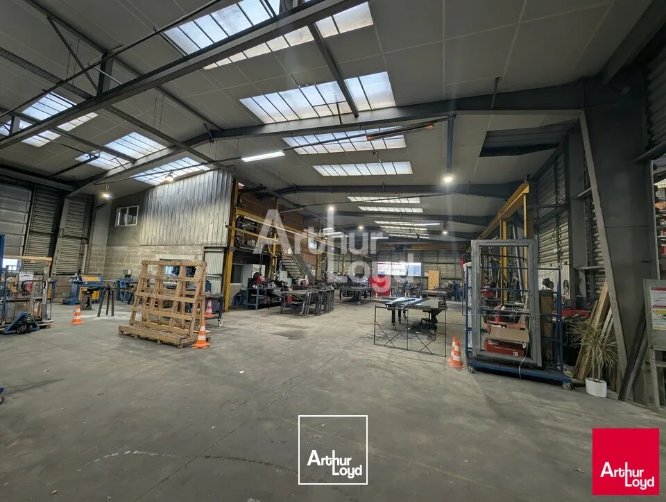 Locaux d'activité & Entrepôts - Vente - GRAND-FOUGERAY - 35390 - 1050-1050 - 7751521