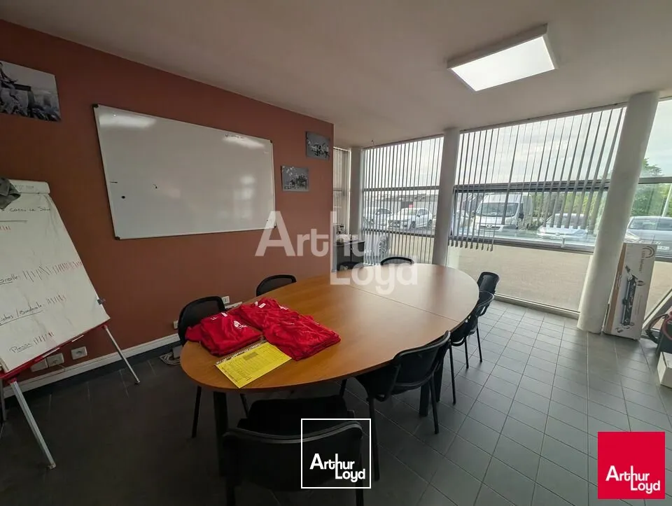 Locaux d'activité & Entrepôts - Vente - GRAND-FOUGERAY - 35390 - 1050-1050 - 7751520
