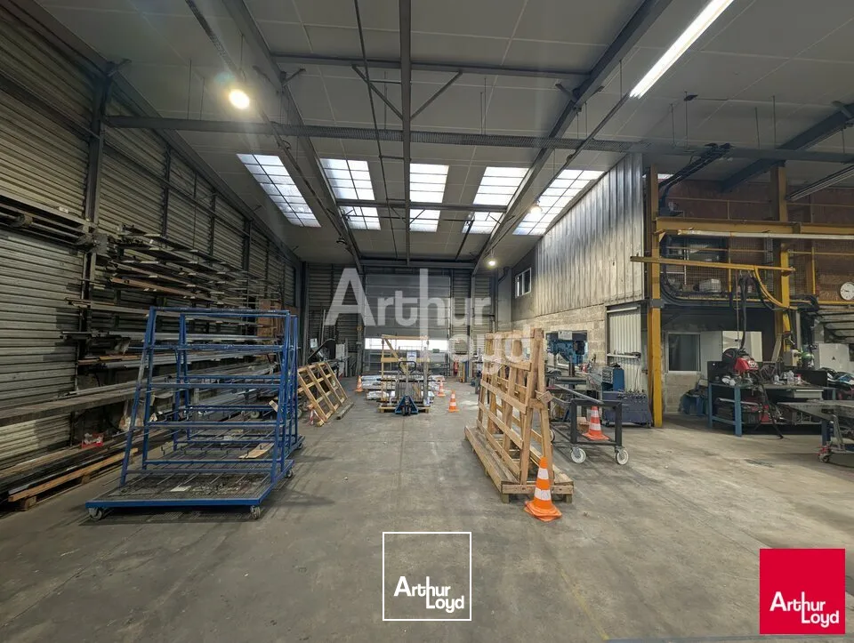 Locaux d'activité & Entrepôts - Vente - GRAND-FOUGERAY - 35390 - 1050-1050 - 7751522