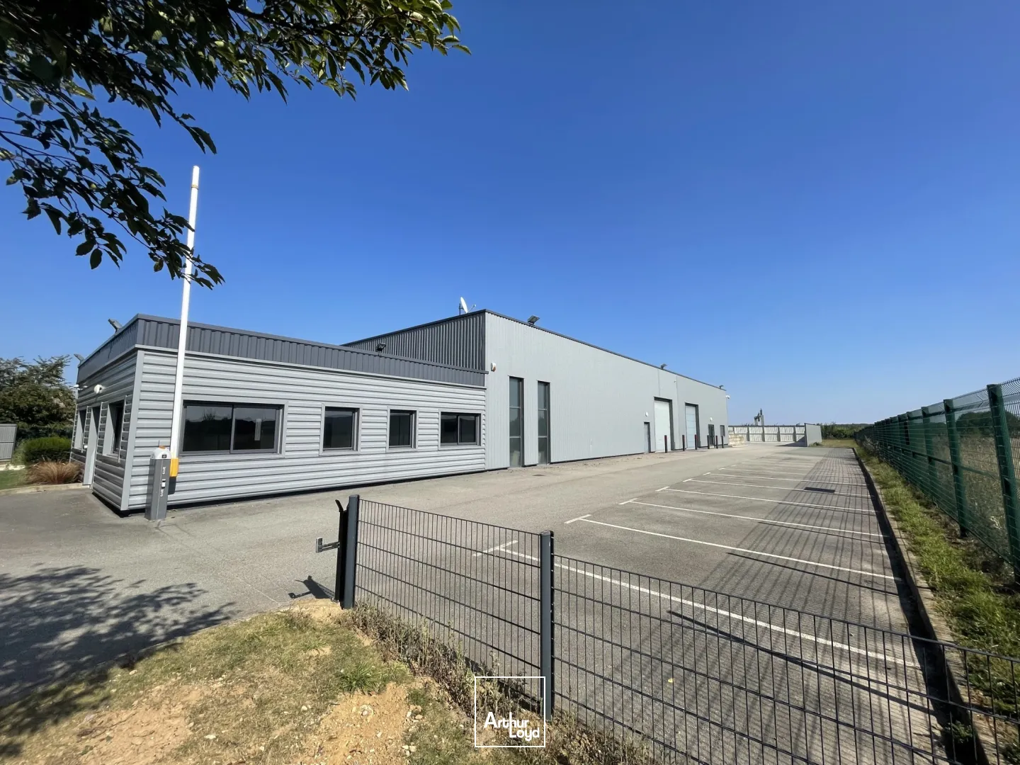 Locaux d'activité & Entrepôts - Vente - GUICHAINVILLE - 27930 - 1100-1100 - 7751814