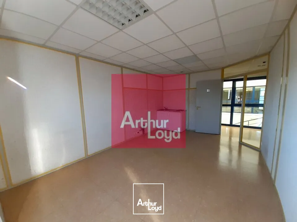 Bureaux - Location - CLERMONT FERRAND - 63000 - 300-577 - 7752249