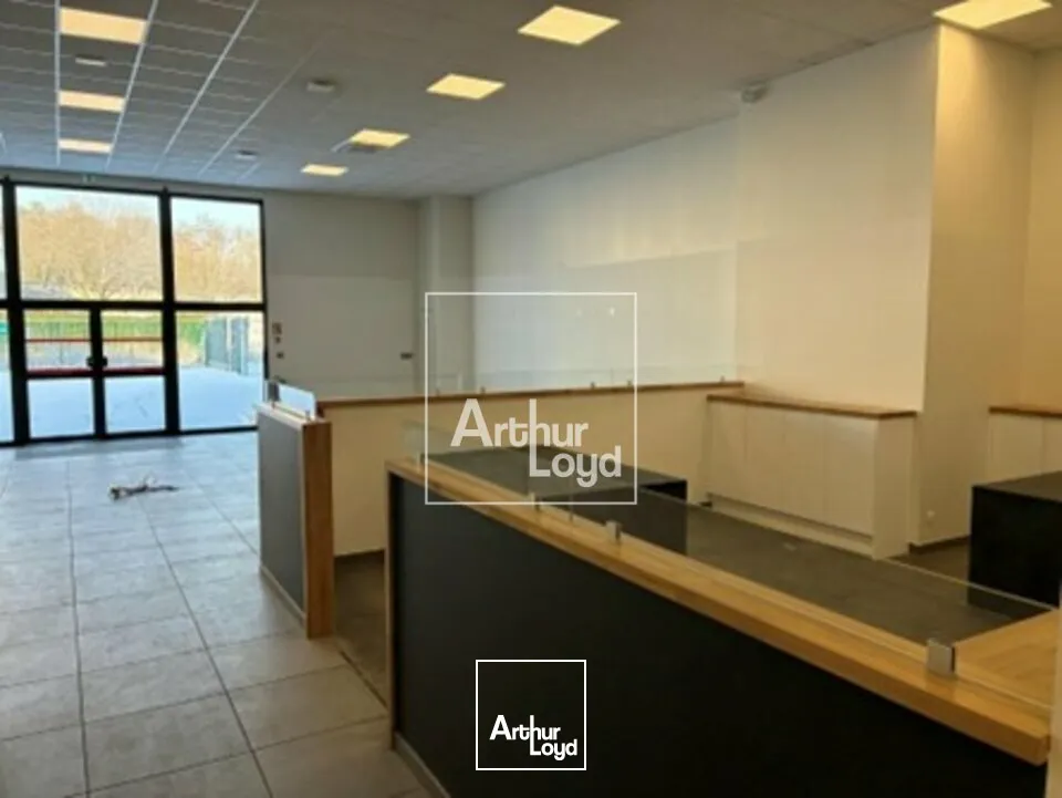 Locaux d'activité & Entrepôts - Location - CORBEIL ESSONNES - 91100 - 1200-1200 - 7752342