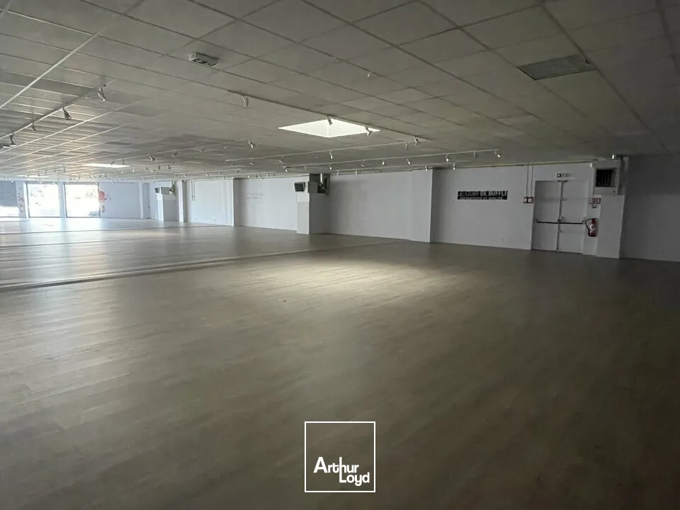 Locaux commerciaux - Vente - REIMS - 51100 - 950-950 - 7752362