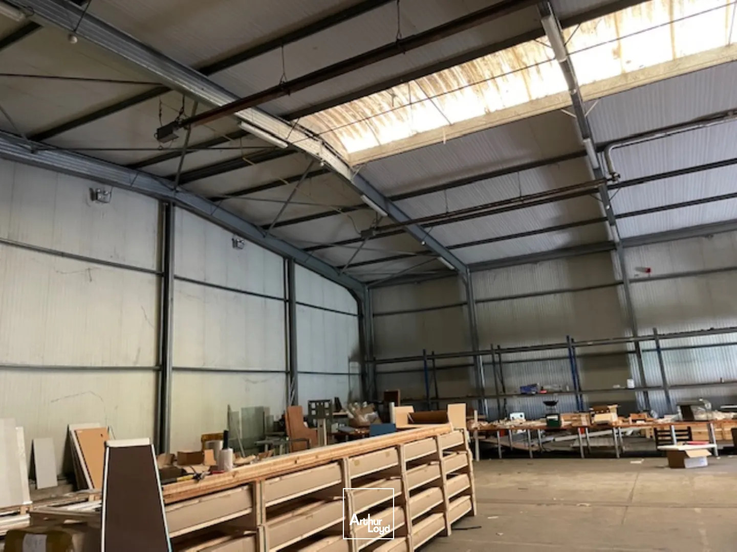 Locaux d'activité & Entrepôts - Location - VILLERS COTTERETS - 02600 - 860-860 - 7752463