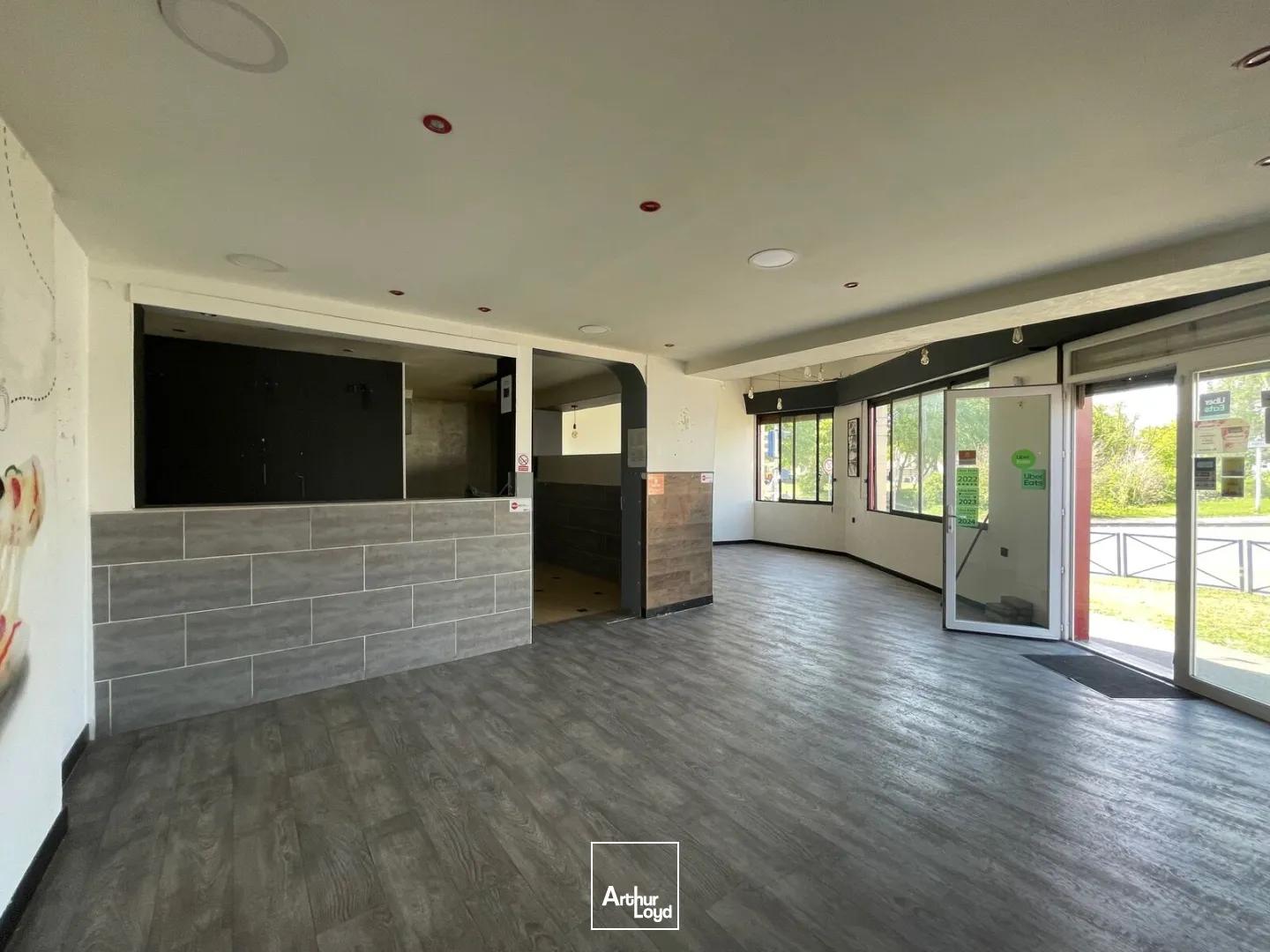 Locaux commerciaux - Location - SOISSONS - 02200 - 65-65 - 7752468