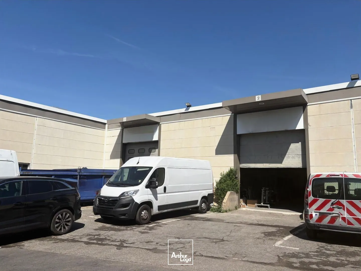 Locaux d'activité & Entrepôts - Location - MARSEILLE - 13011 - 453.75-3357.93 - 7752828