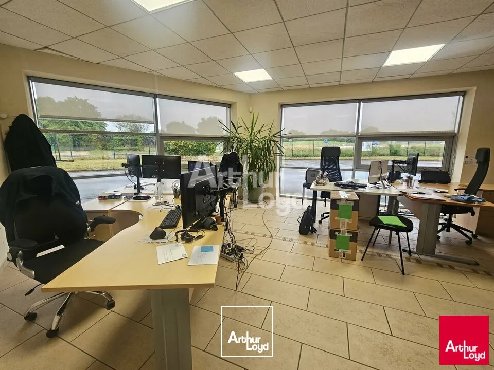 Bureaux - Location - BEAUFORT-EN-ANJOU - 49250 - 300-300 - 7753176