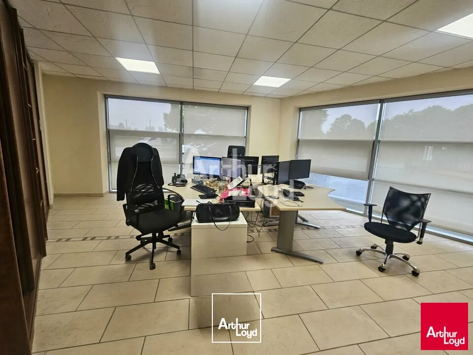Bureaux - Location - BEAUFORT-EN-ANJOU - 49250 - 300-300 - 7753177
