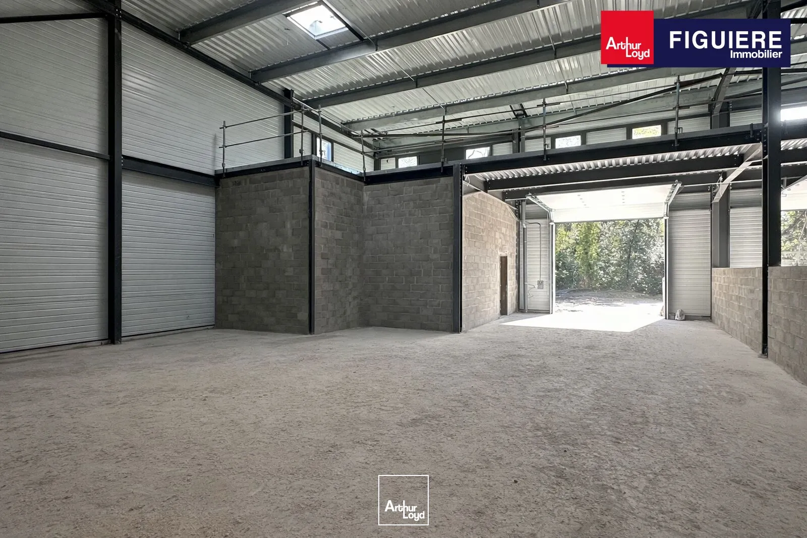 Locaux d'activité & Entrepôts - Location - BOUC BEL AIR - 13320 - 262.12-1052.48 - 7753252