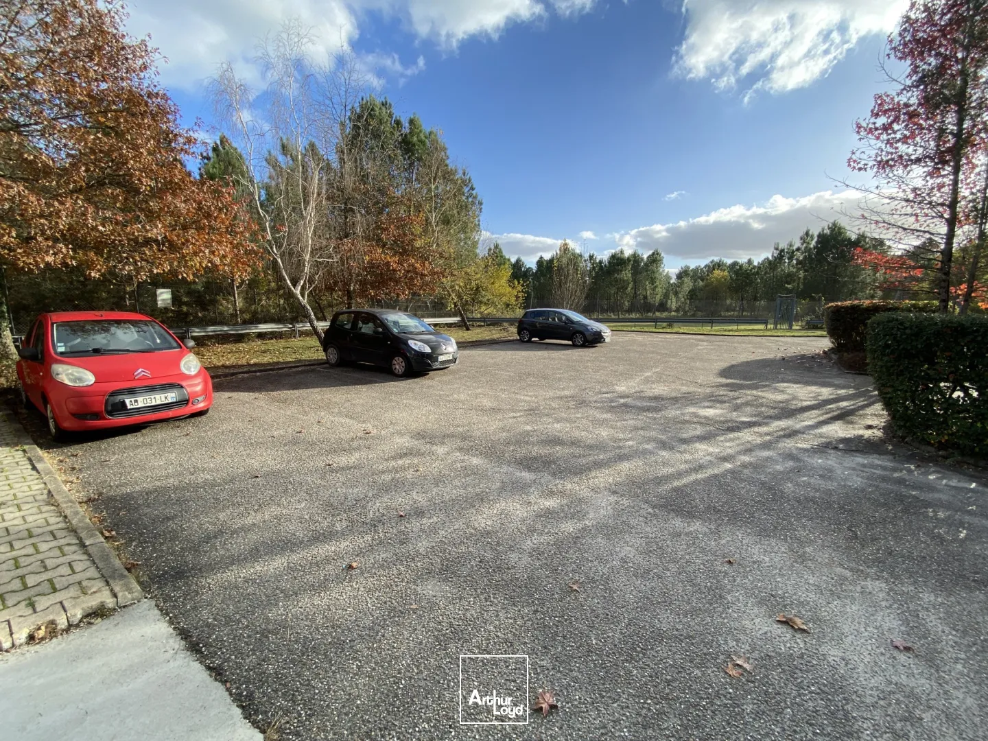 Bureaux - Location - SAINT JEAN D'ILLAC - 33127 - 151.61-151.61 - 7753445