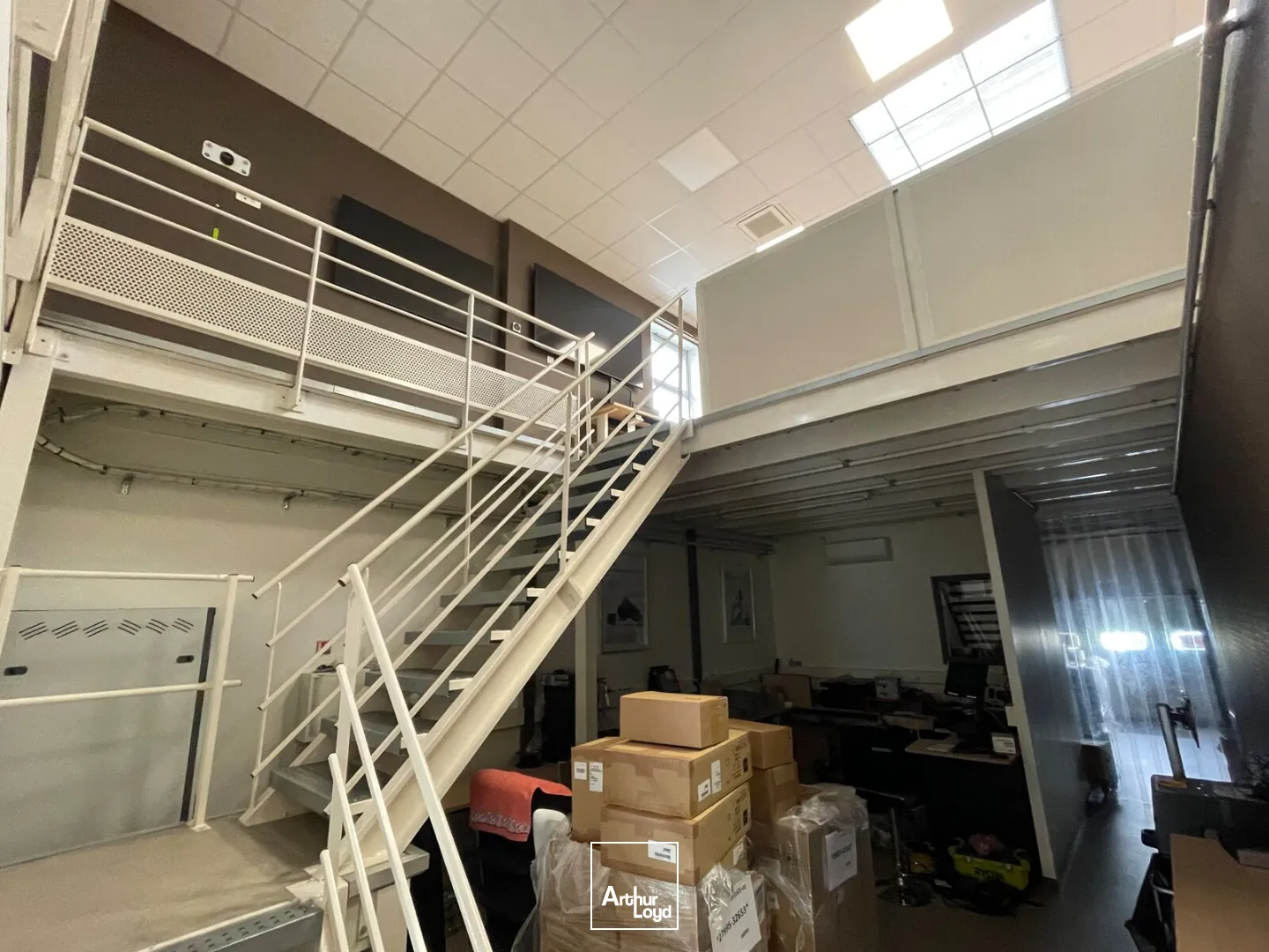 Locaux d'activité & Entrepôts - Location - BEAUVAIS - 60000 - 300-300 - 7753474