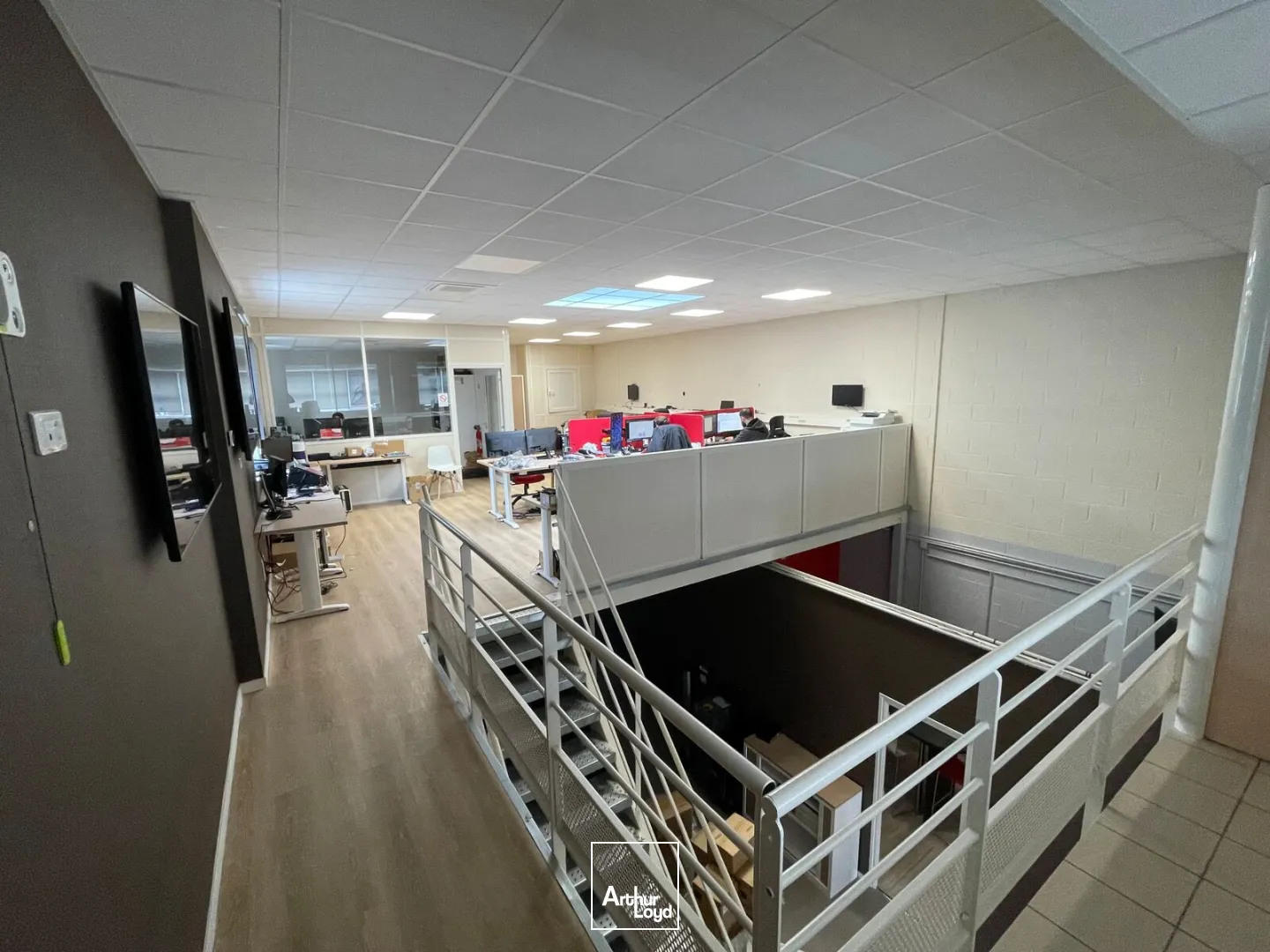 Locaux d'activité & Entrepôts - Location - BEAUVAIS - 60000 - 300-300 - 7753476