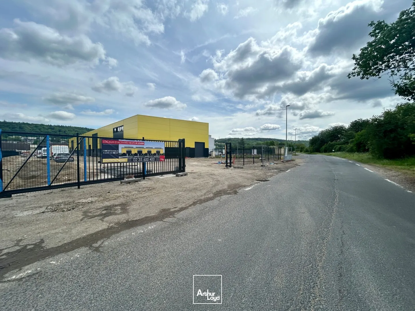 Locaux d'activité & Entrepôts - Location - GRAND COURONNE - 76530 - 381-1540 - 7753490