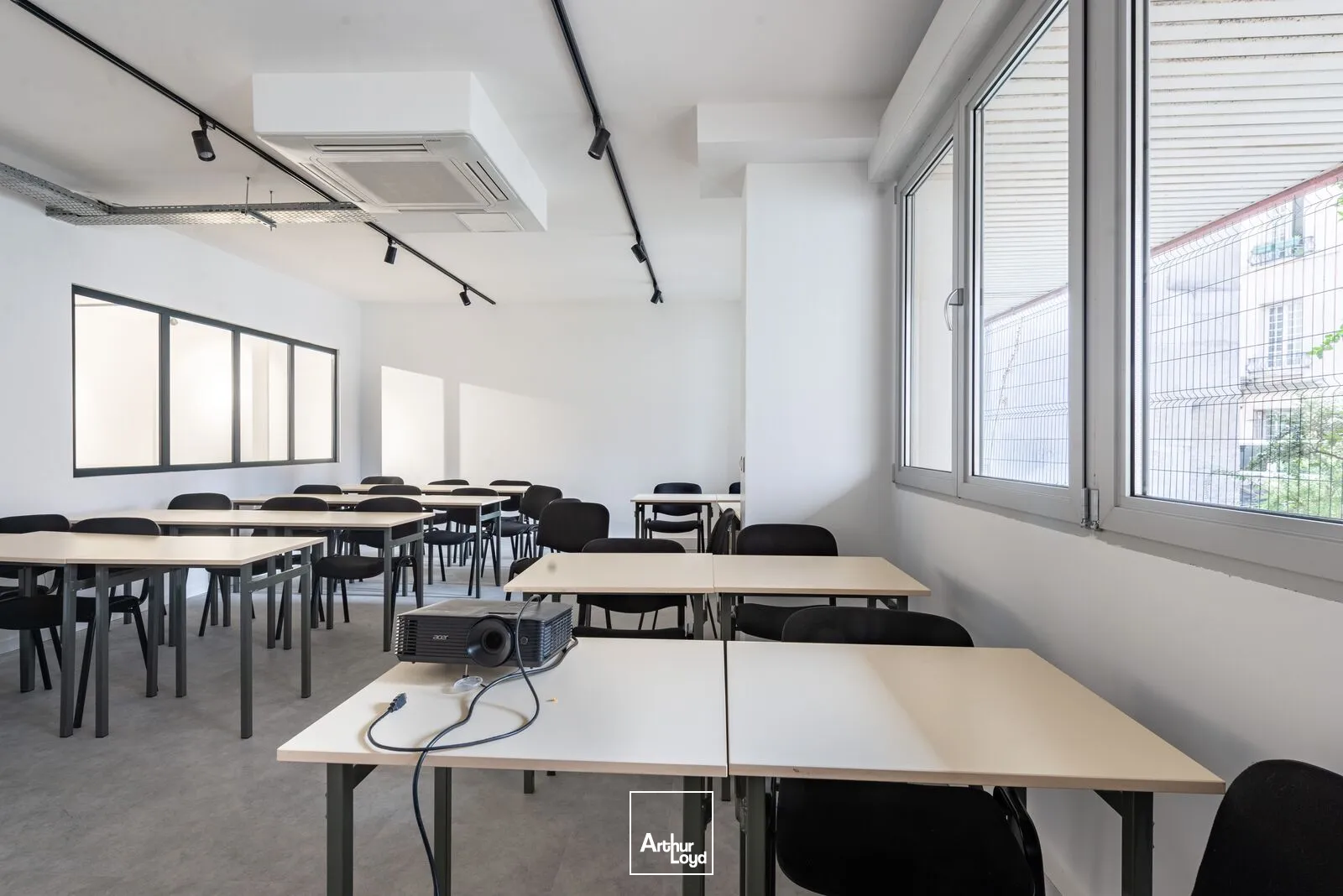 Bureaux - Vente - PARIS - 75018 - 585-585 - 7753578