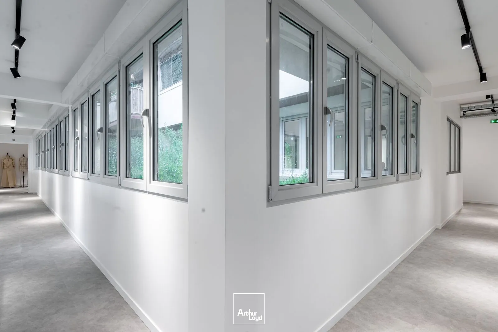 Bureaux - Location - PARIS - 75018 - 585-585 - 7753607