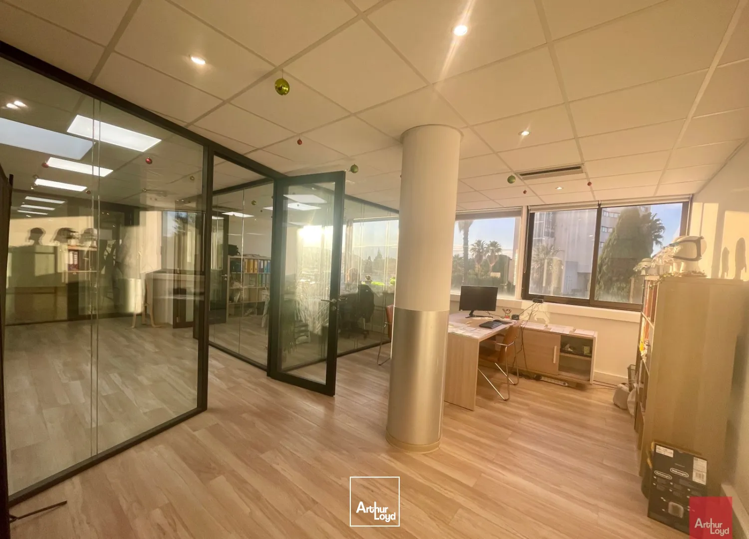 Bureaux - Location - NIMES - 30900 - 152.59-152.59 - 7754228