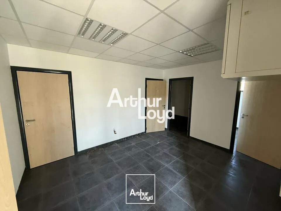 Locaux d'activité & Entrepôts - Location - LES ARCS - 83460 - 850-850 - 7756417