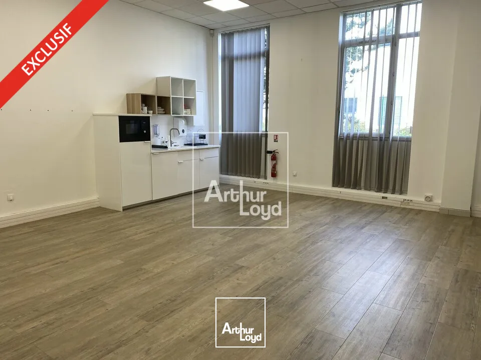 Bureaux - Location - LIEUSAINT - 77127 - 94-302 - 7756462