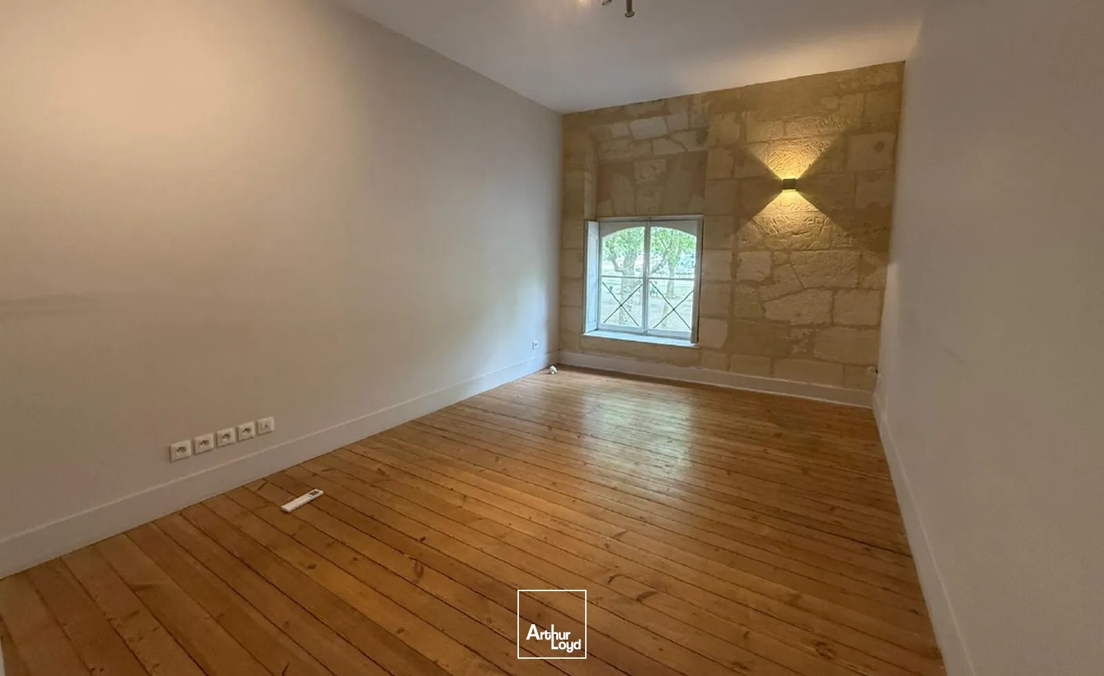 Bureaux - Location - BORDEAUX - 33000 - 100-100 - 7756658