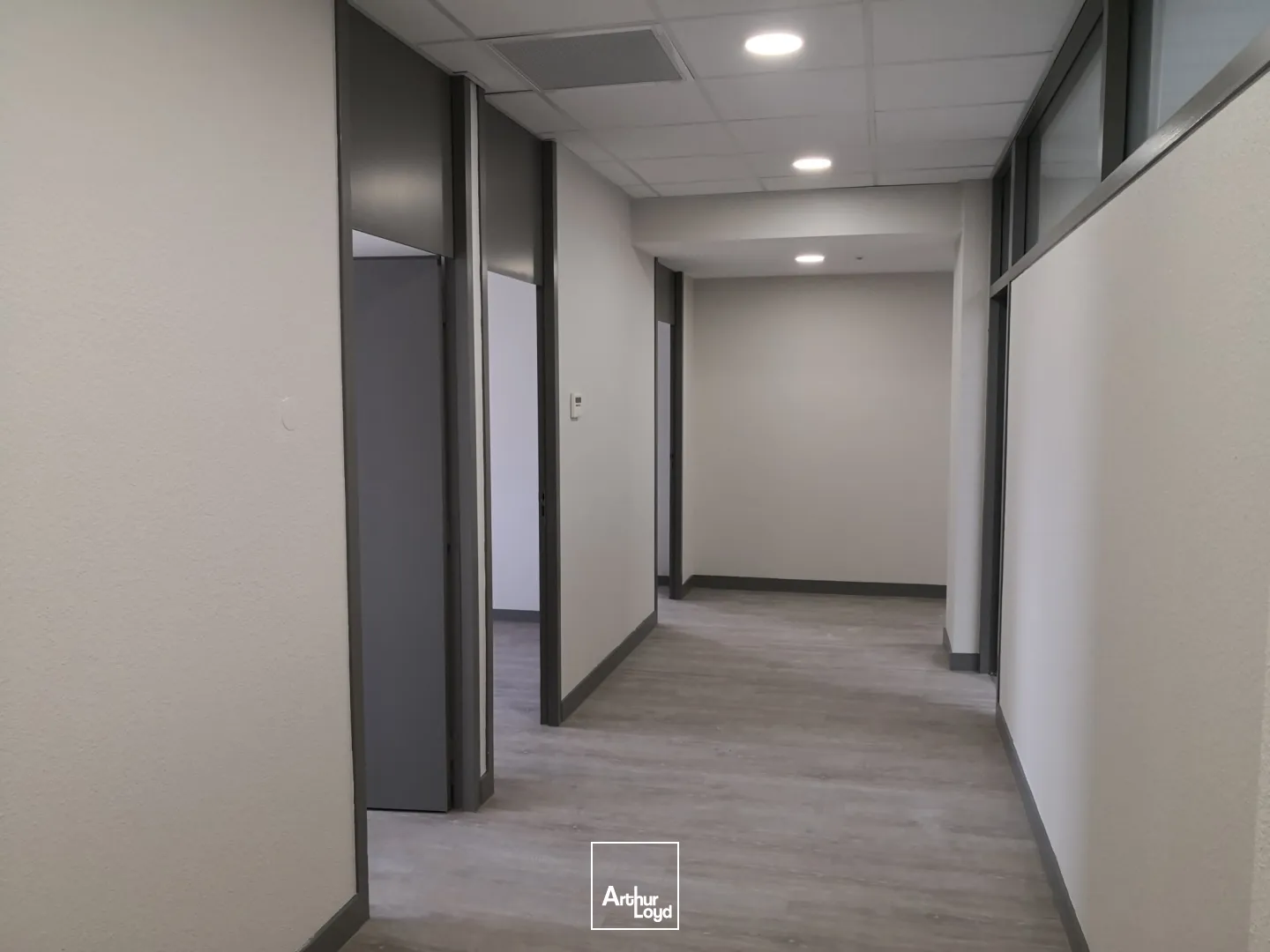 Bureaux - Vente - ROANNE - 42300 - 374-374 - 7757010