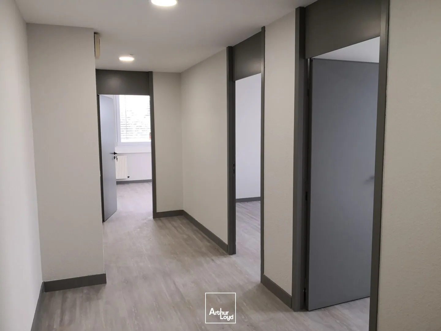 Bureaux - Location - ROANNE - 42300 - 185-185 - 7757004