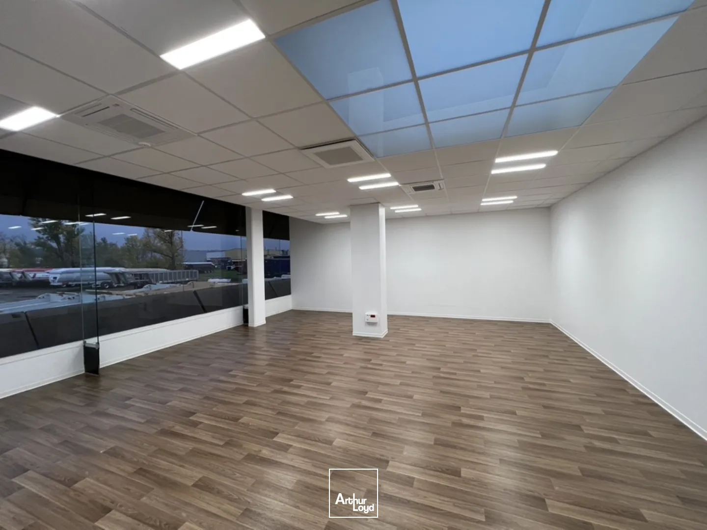 Bureaux - Location - ANDREZIEUX BOUTHEON - 42160 - 42-1247 - 7757134